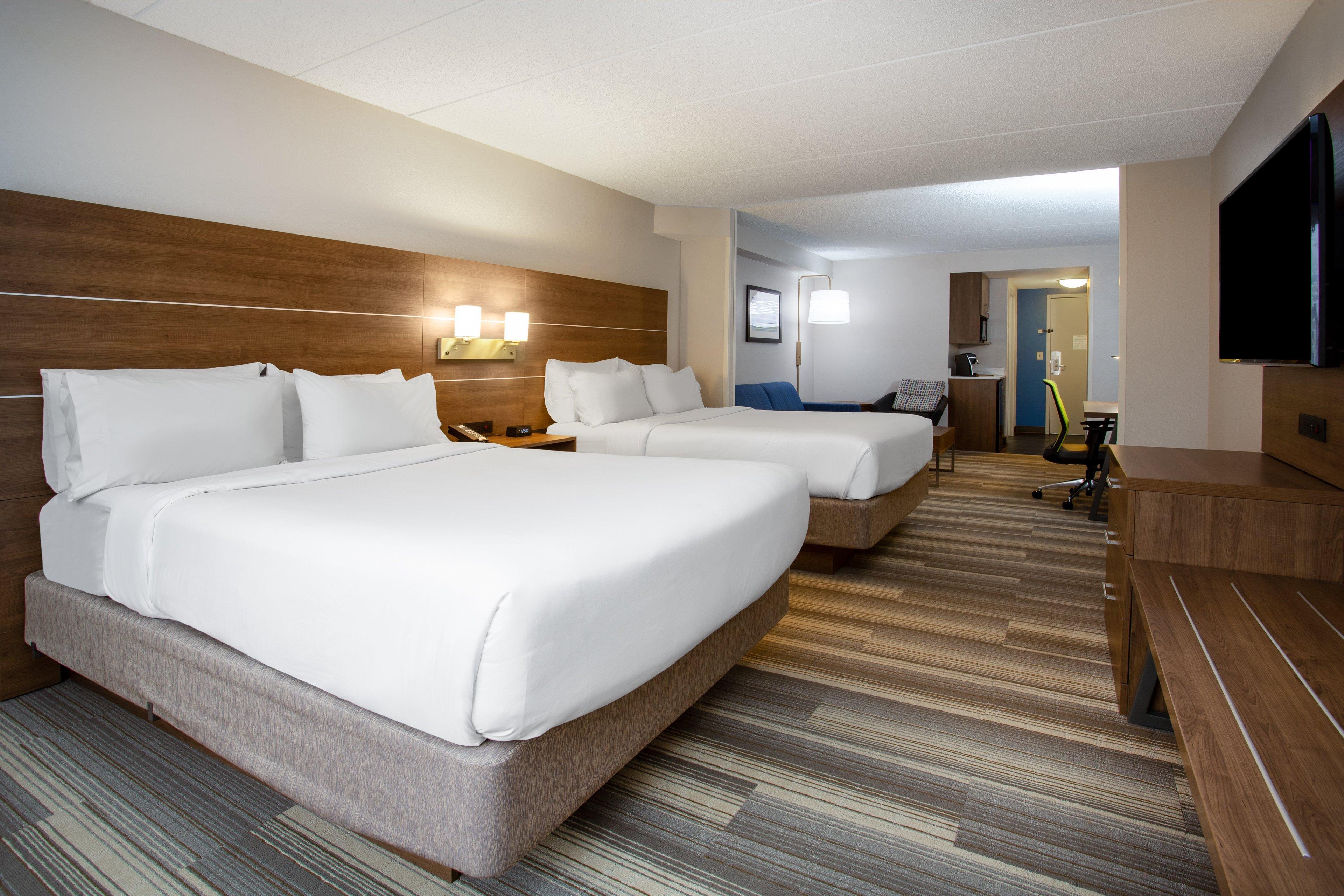 Express & Wayne By Ihg Hotel