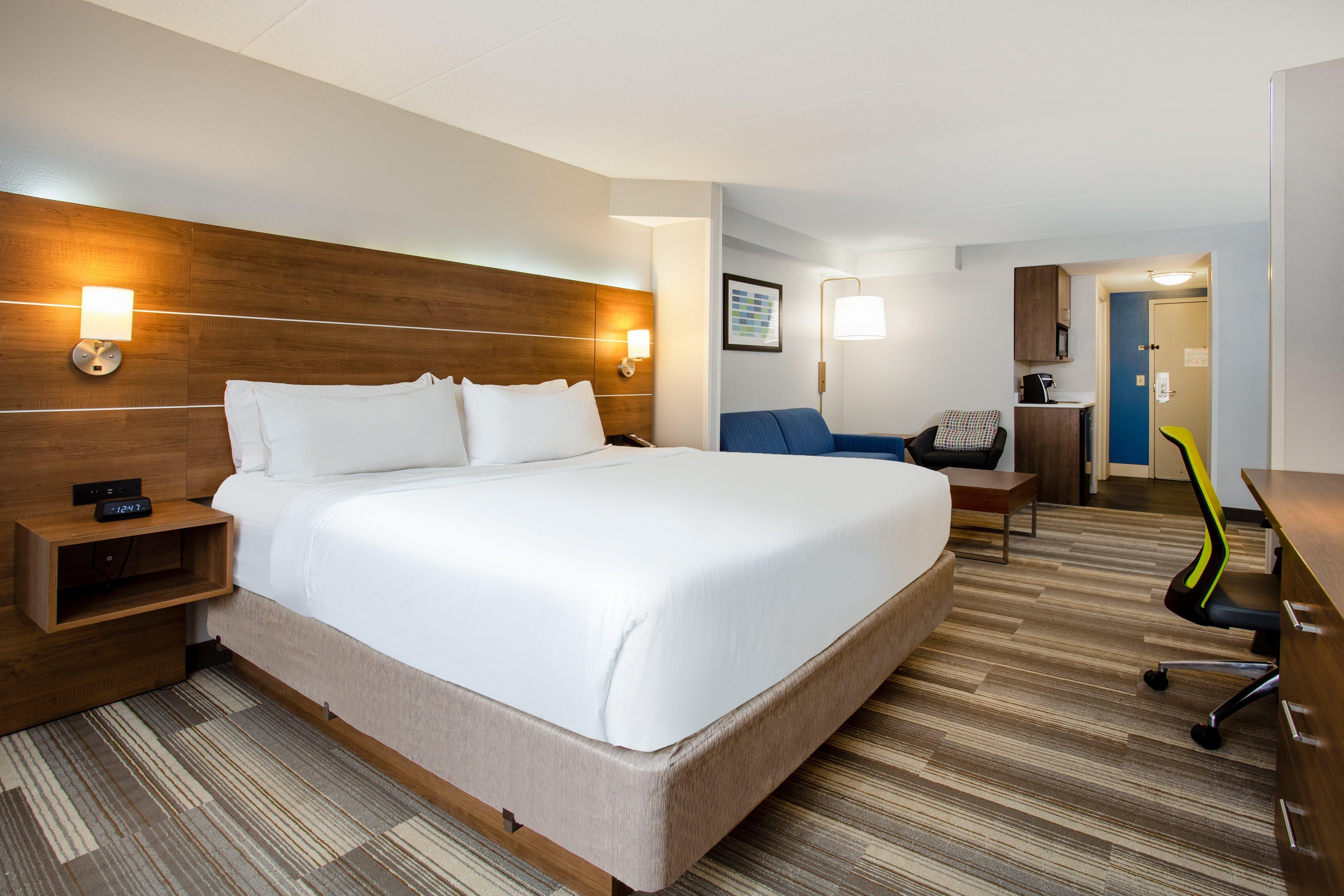 Express & Wayne By Ihg Hotel 3*